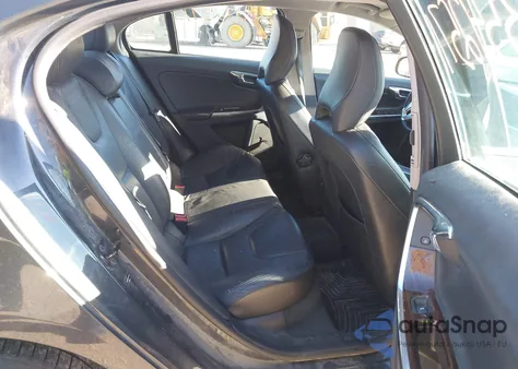 2012 Volvo S60 T6/T6 R-Design из США, поврежденный, VIN YV1902FH9C2114789